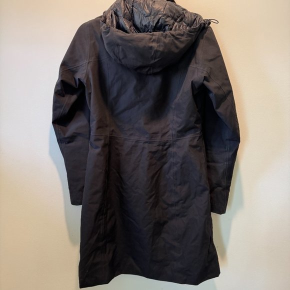 The North Face lightweight waterproof HyVent jacket Small - Picture 11 of 15